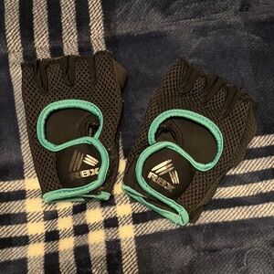 RBX Black and Teal Fitness Gloves